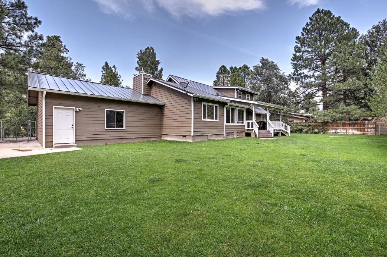 Lakeside Home With Game Room, Yard, Deck And Fireplace パイントップ・レイクサイド エクステリア 写真