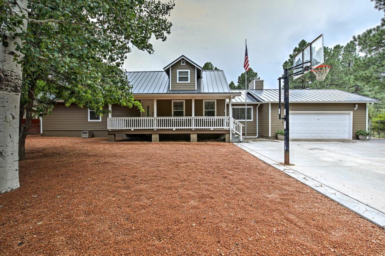 Lakeside Home With Game Room, Yard, Deck And Fireplace パイントップ・レイクサイド エクステリア 写真