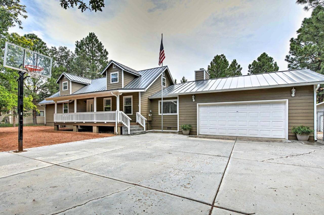 Lakeside Home With Game Room, Yard, Deck And Fireplace パイントップ・レイクサイド エクステリア 写真